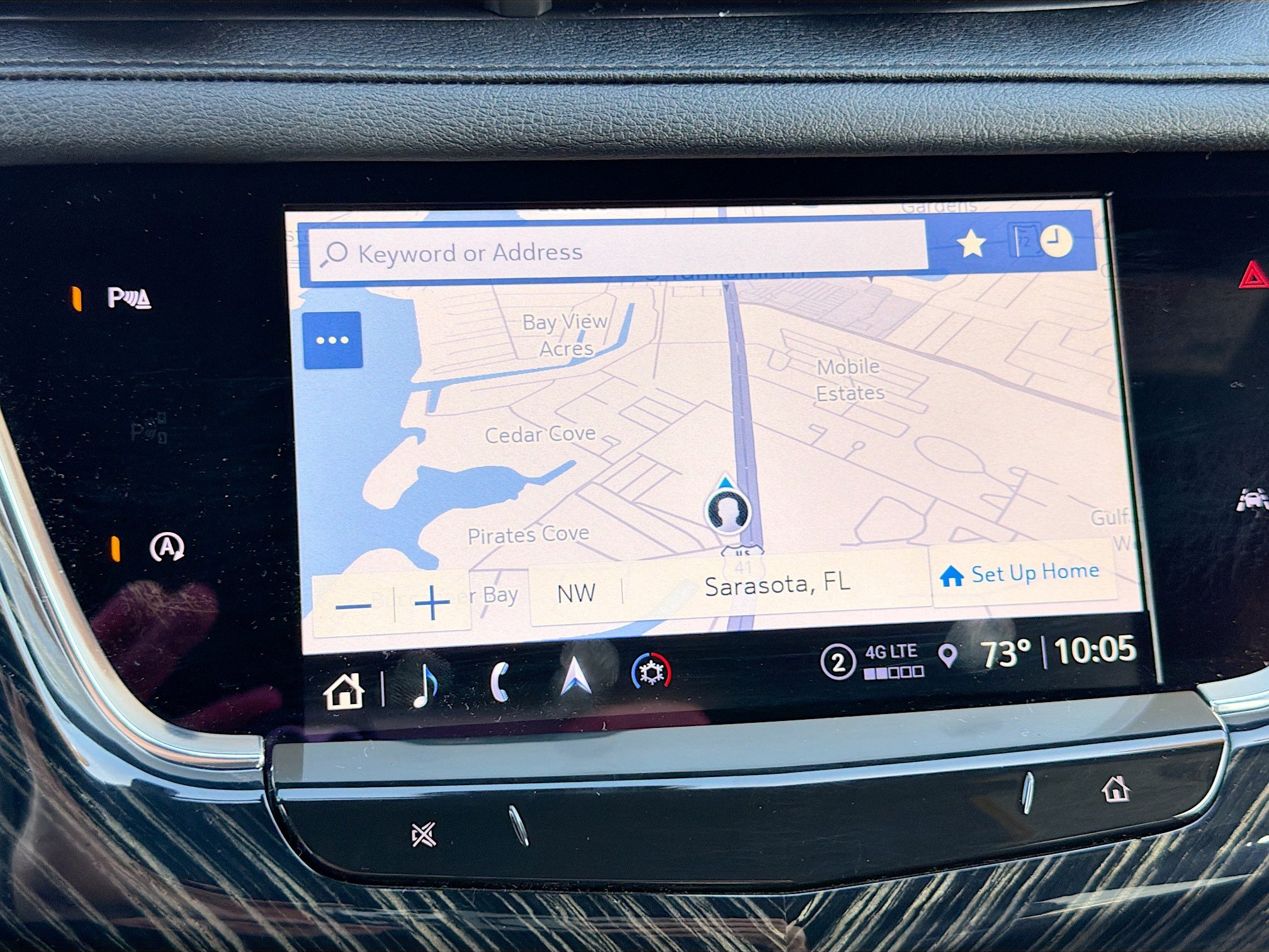 Used 2024 Cadillac XT6 Premium Luxury FWD image 13