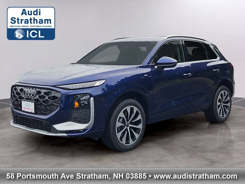 New 2026 Audi Q3 quattro 2.0T AWD/4WD image 1