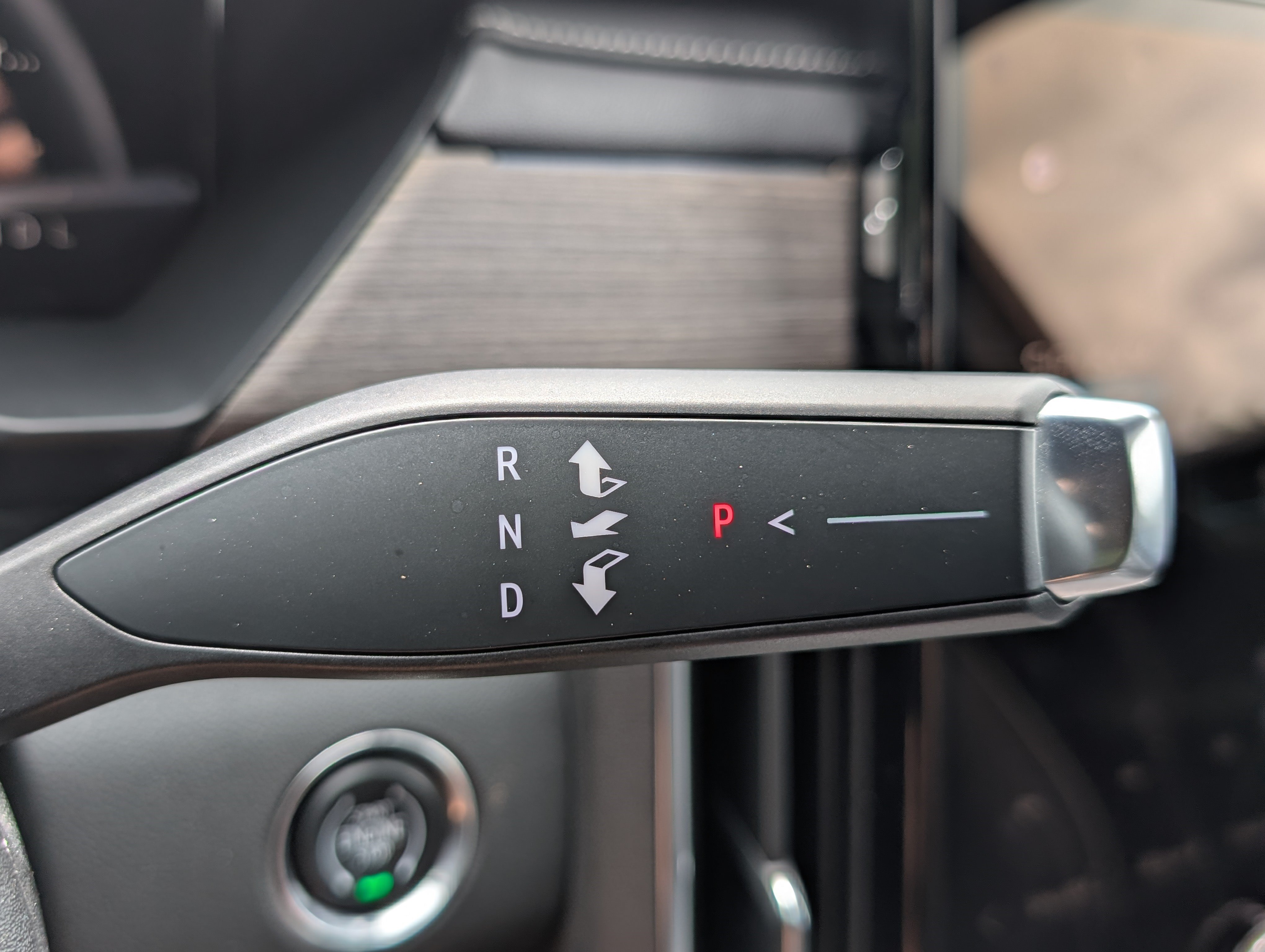 Used 2024 GMC Acadia Denali FWD image 33