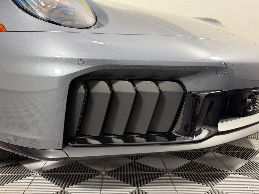 Certified 2026 Porsche 911 Targa 4 GTS AWD/4WD image 20