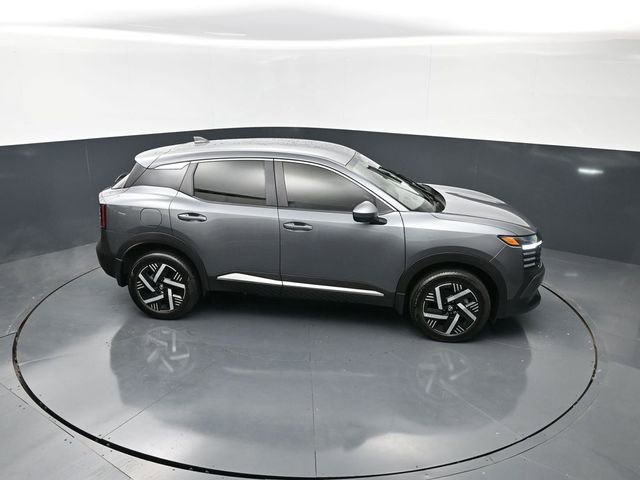 Used 2025 Nissan Kicks SV w/ Charging Package FWD image 20