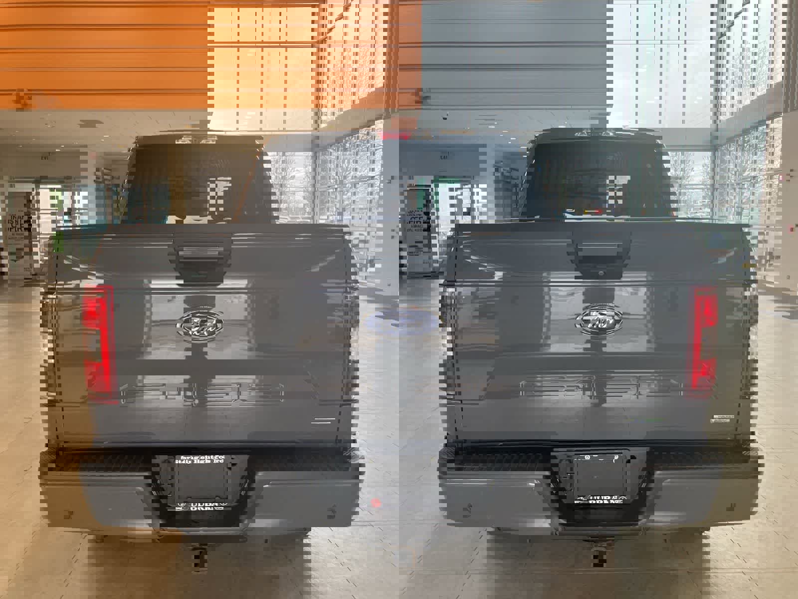 Used 2018 Ford F150 XLT w/ Equipment Group 302A Luxury image 6