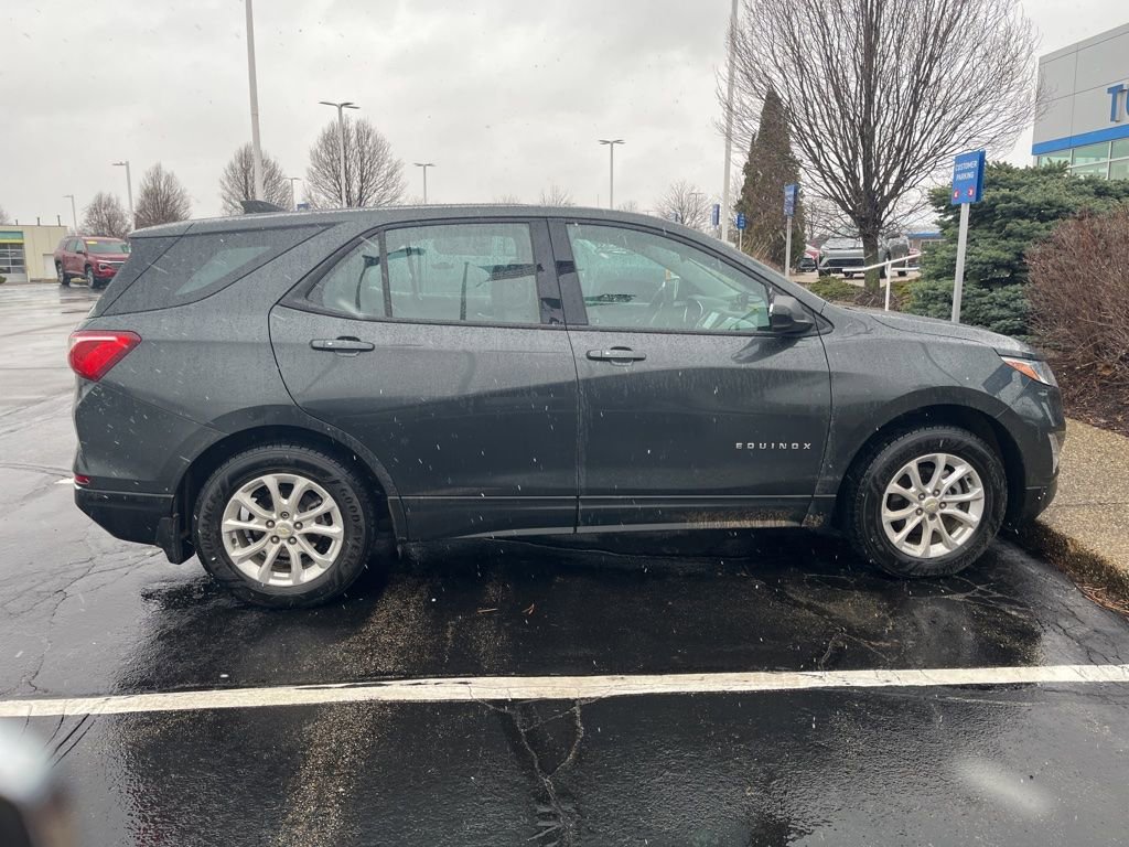 Used 2018 Chevrolet Equinox LS image 11