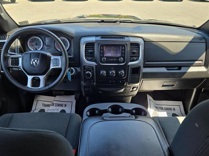 Used 2024 RAM 1500 Warlock AWD/4WD image 13