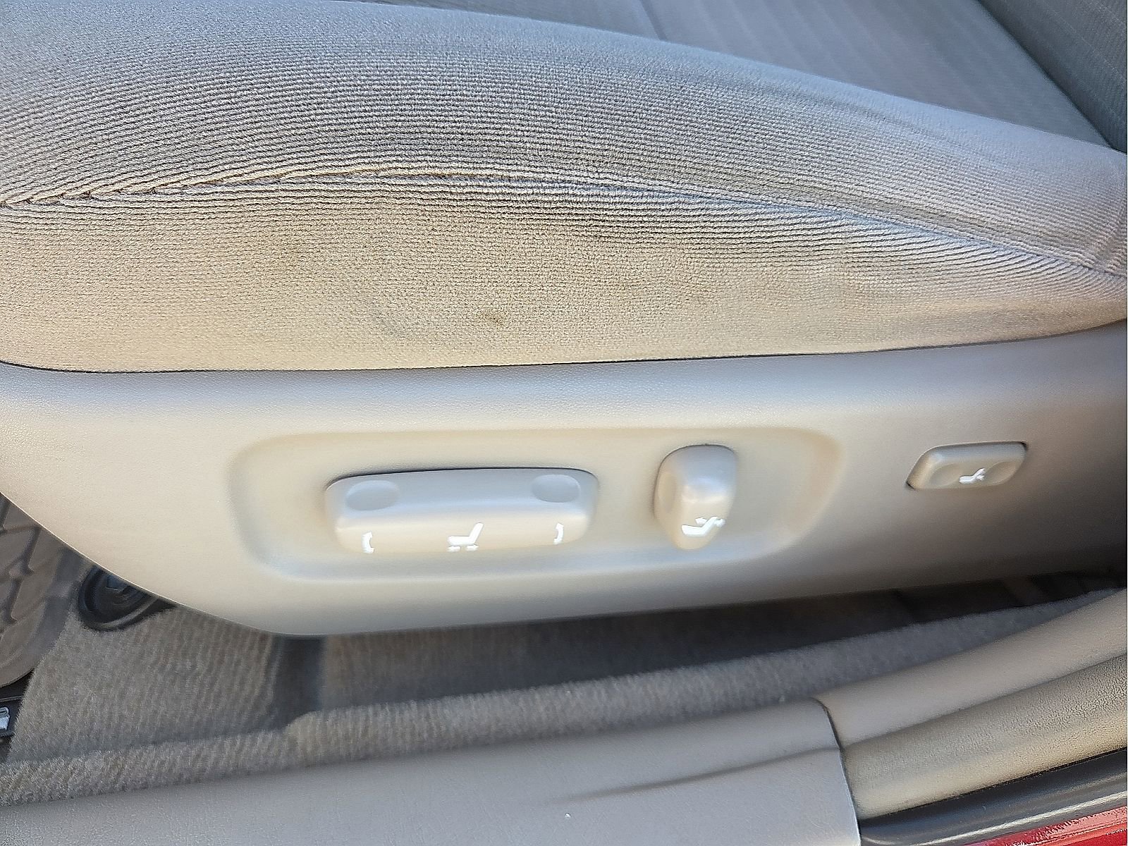 Used 2005 Toyota Camry FWD image 14