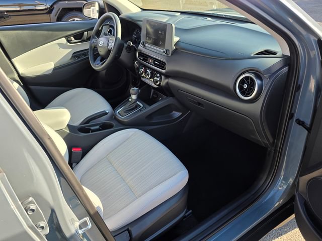 Used 2023 Hyundai Kona SEL FWD image 9