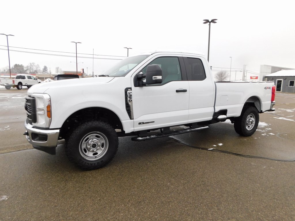 New 2025 Ford F350 XL w/ XL Off-Road Package image 9