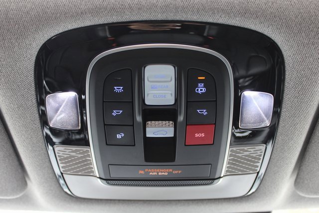 Used 2024 Hyundai Palisade Limited image 32