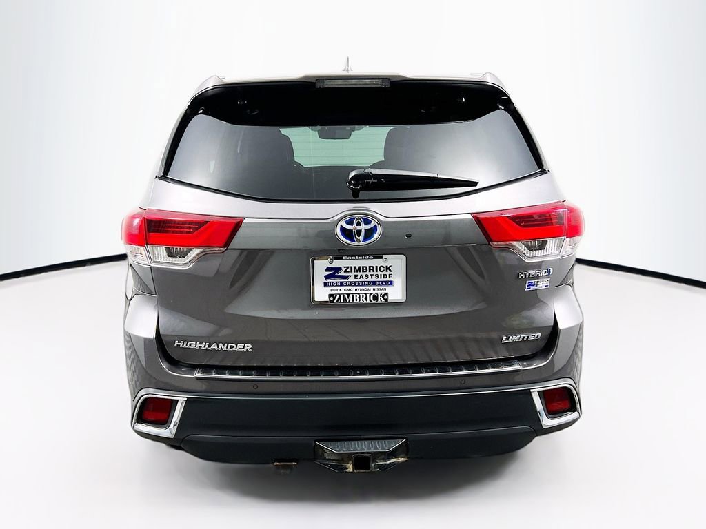 Used 2019 Toyota Highlander Limited Platinum image 6