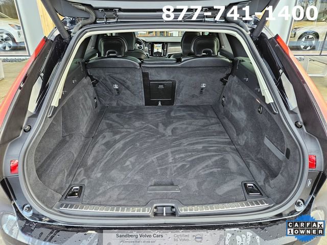 Certified 2024 Volvo V90 B6 Cross Country Plus image 10
