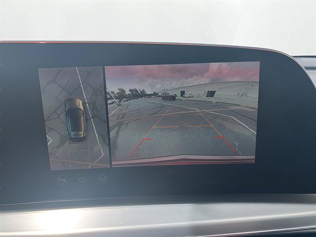 Certified 2025 Cadillac Lyriq Luxury w/ LPO, Floor Liner Package AWD/4WD image 16