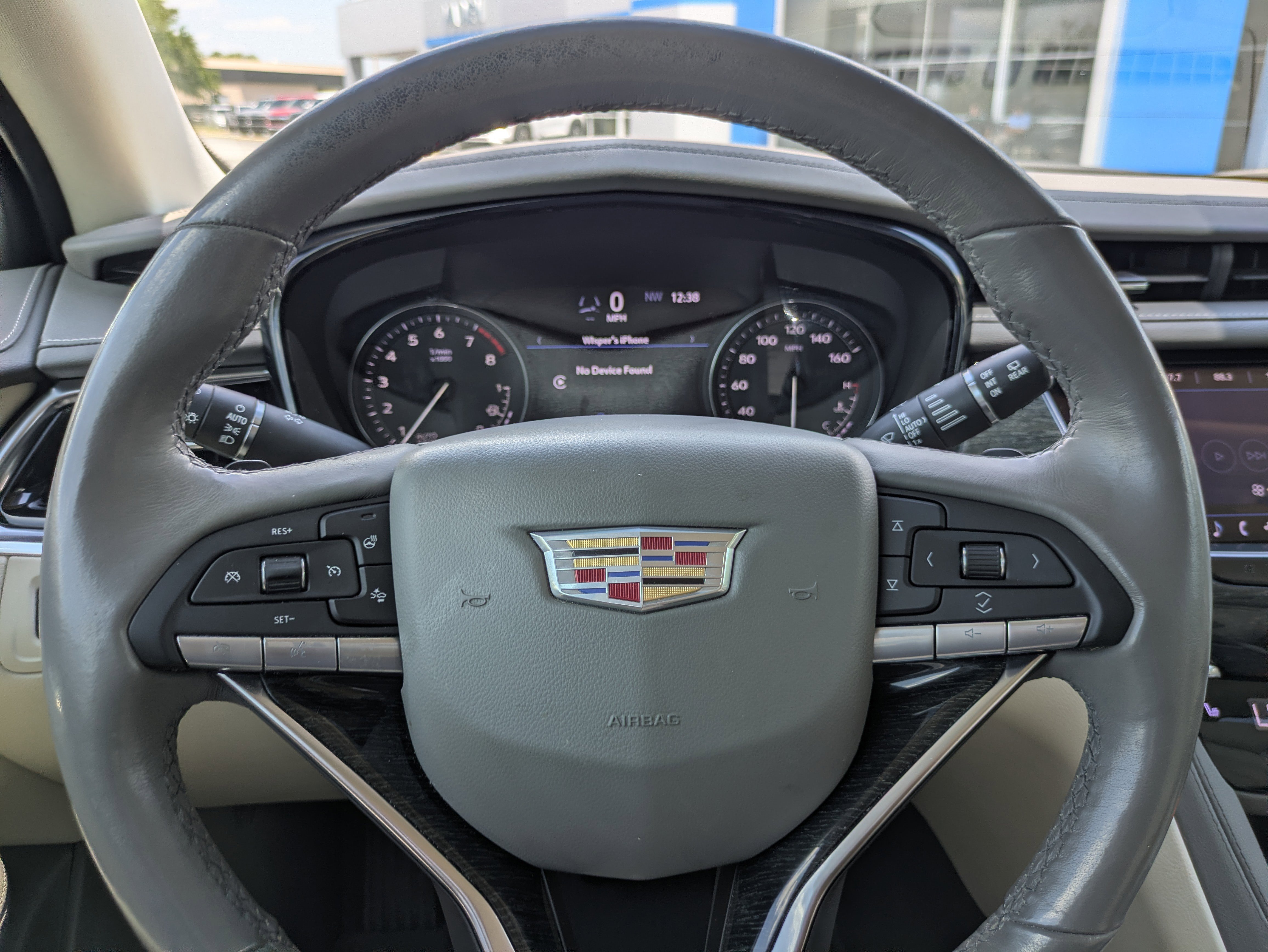 Used 2022 Cadillac XT6 Premium Luxury w/ Technology Package FWD image 20
