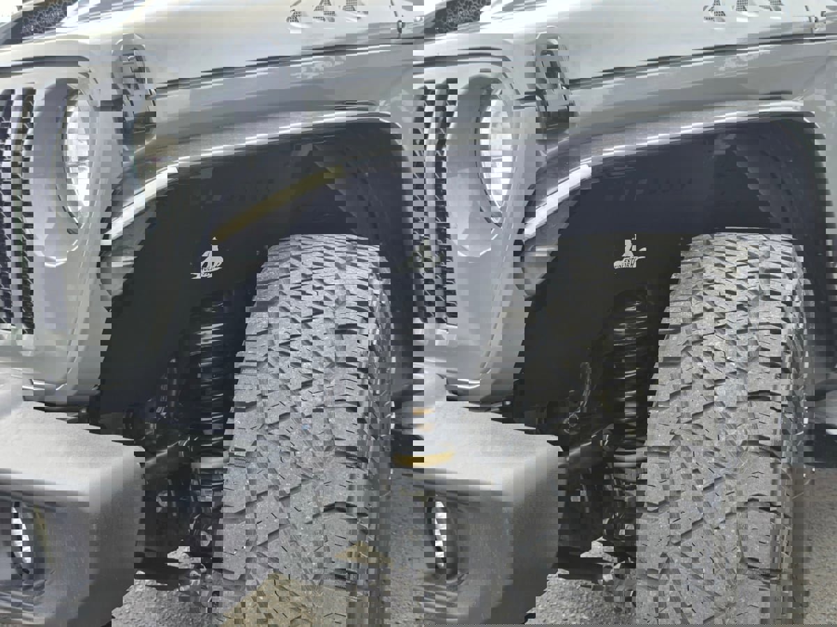 Used 2022 Jeep Gladiator Sport image 29