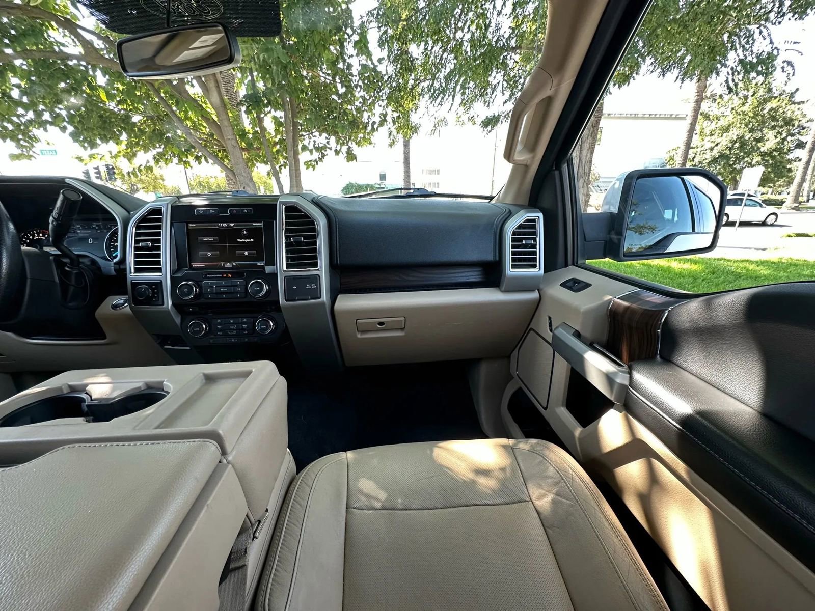 Used 2015 Ford F150 Lariat w/ Equipment Group 501A Mid image 16