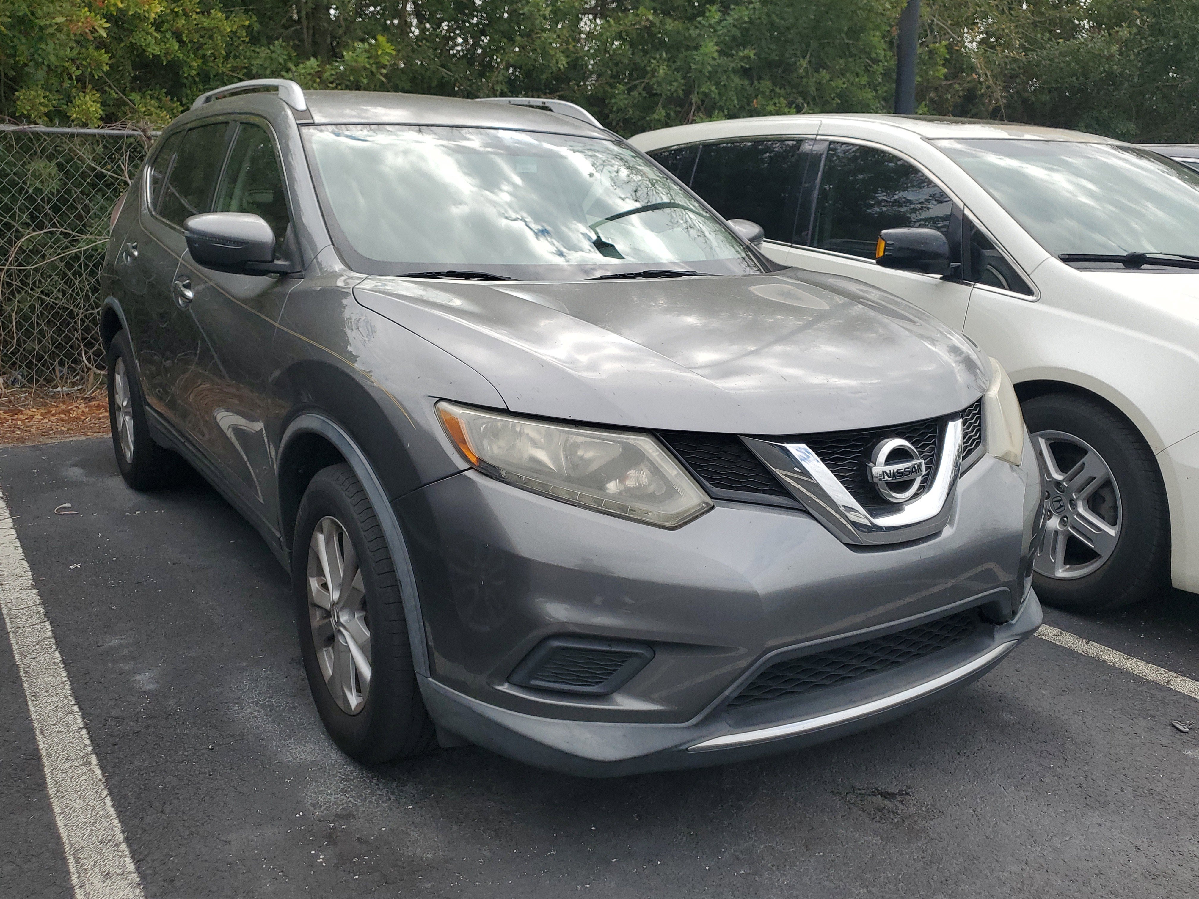 Used 2016 Nissan Rogue SV