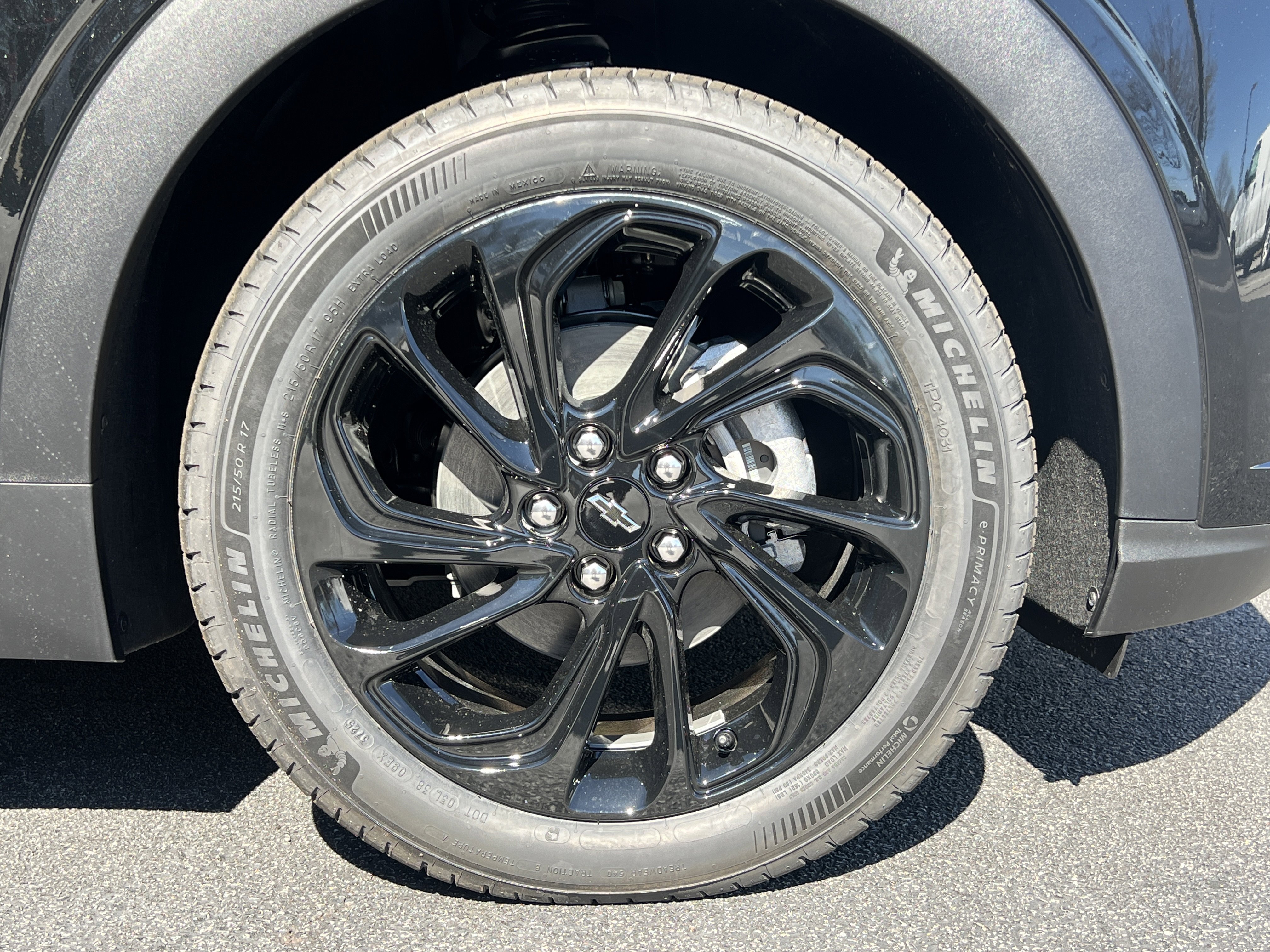 New 2027 Chevrolet Bolt RS w/ Technology Package image 39