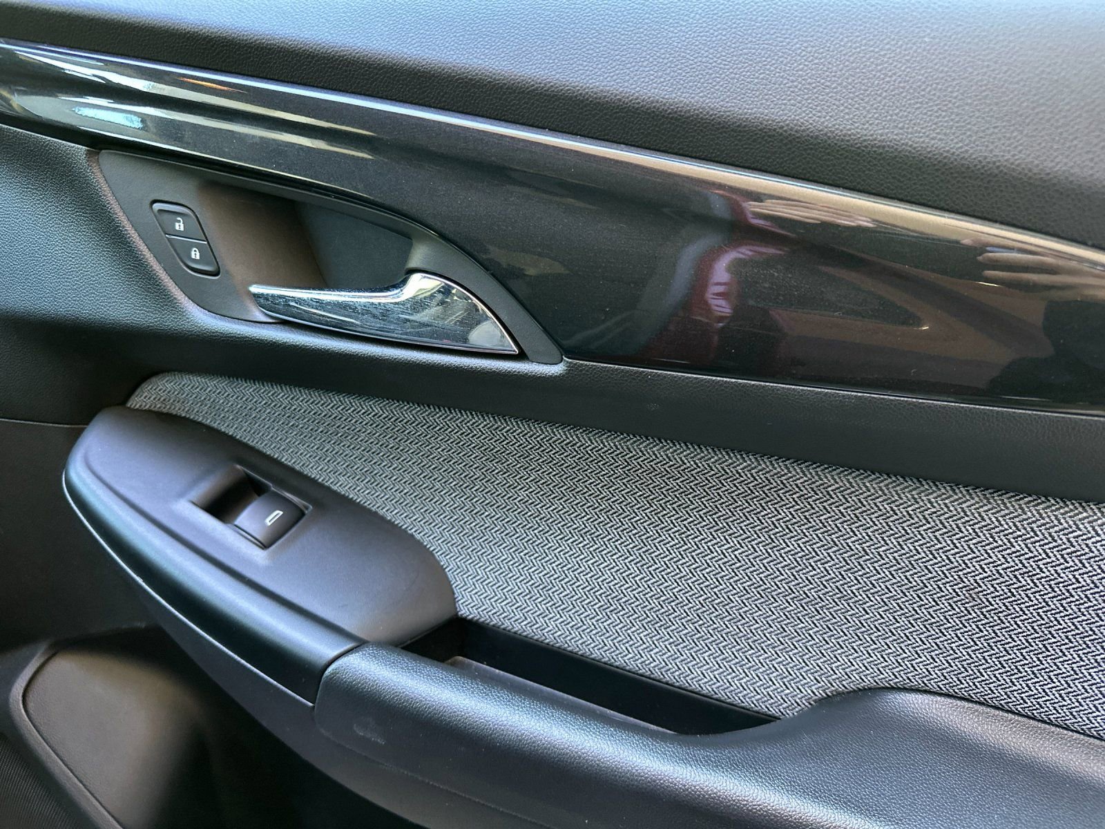 Used 2024 Chevrolet TrailBlazer LT w/ LT Cold Weather Package image 19