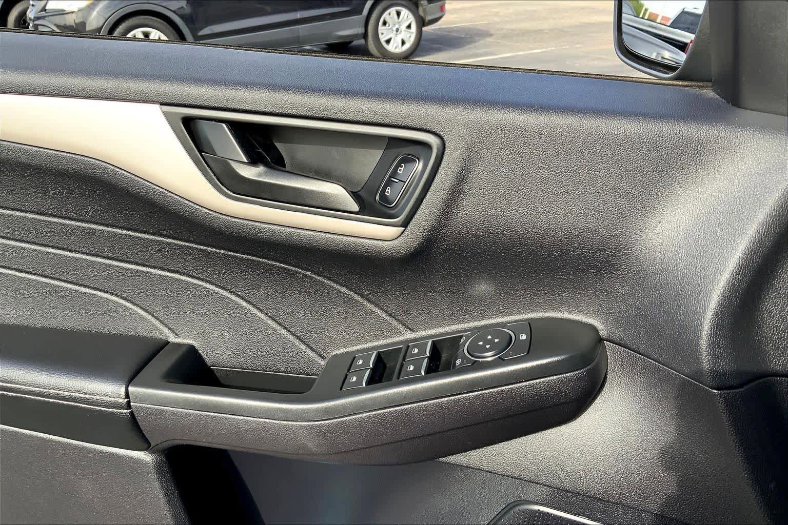 Certified 2022 Ford Escape S FWD image 32