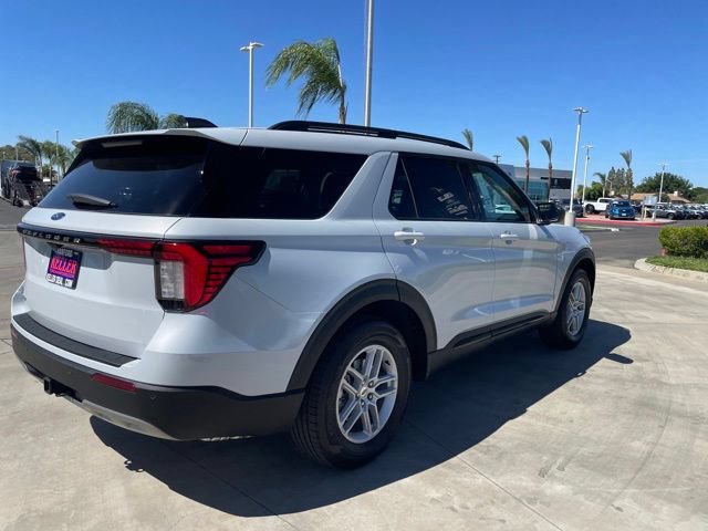 New 2026 Ford Explorer Active w/ Active Comfort Package RWD image 5
