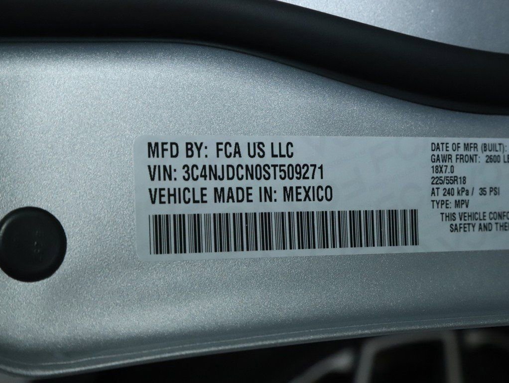 Used 2025 Jeep Compass Limited AWD/4WD image 20