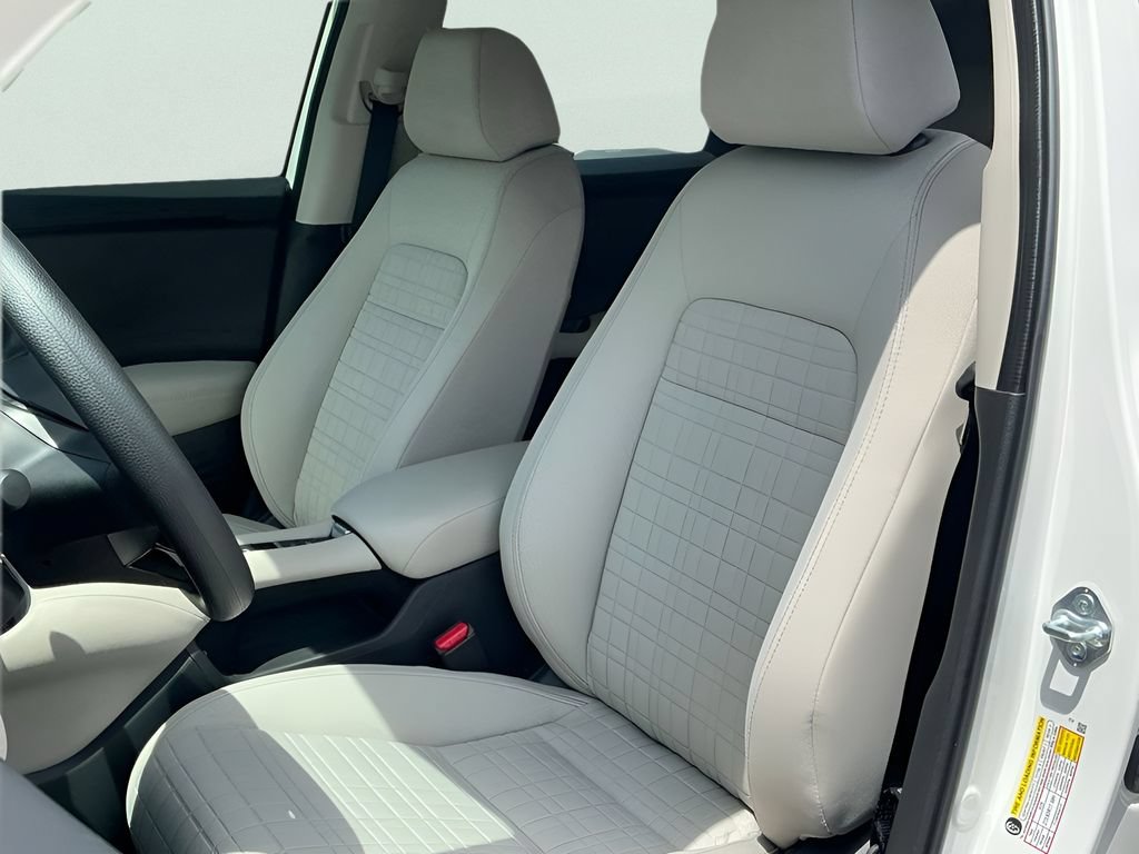 Certified 2026 Honda HR-V LX image 24