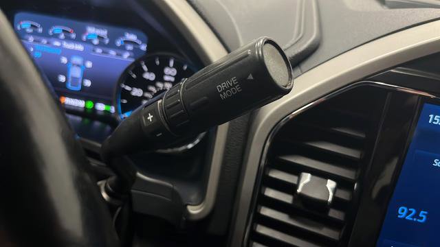 Used 2022 Ford F250 Lariat w/ Black Appearance Package image 31