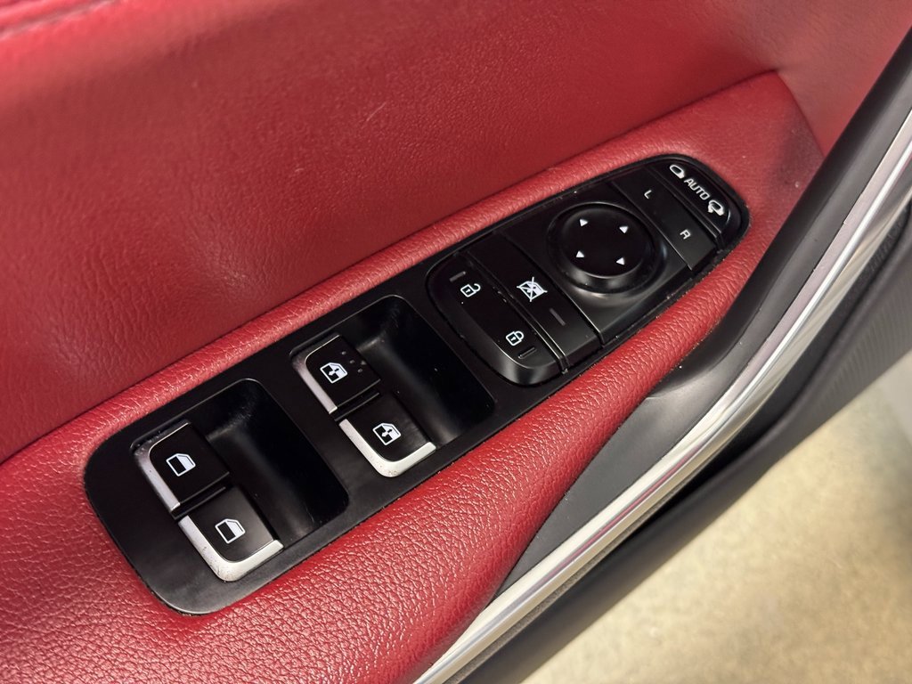 Used 2022 Kia Stinger GT1 w/ Red Interior Color Package image 9