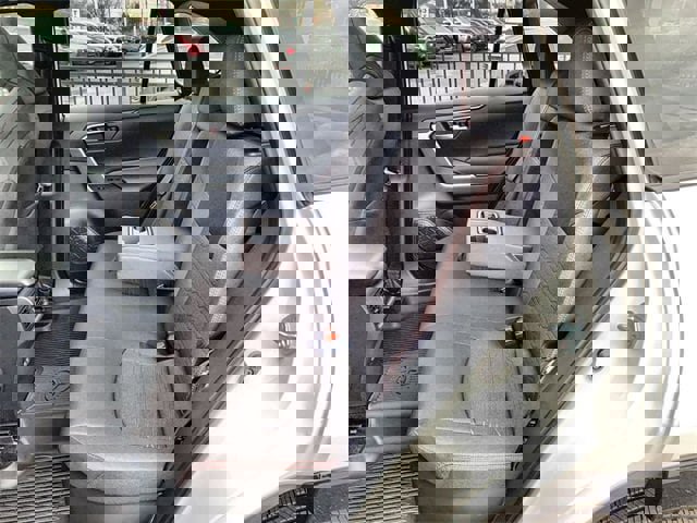 New 2025 Toyota RAV4 SE image 10