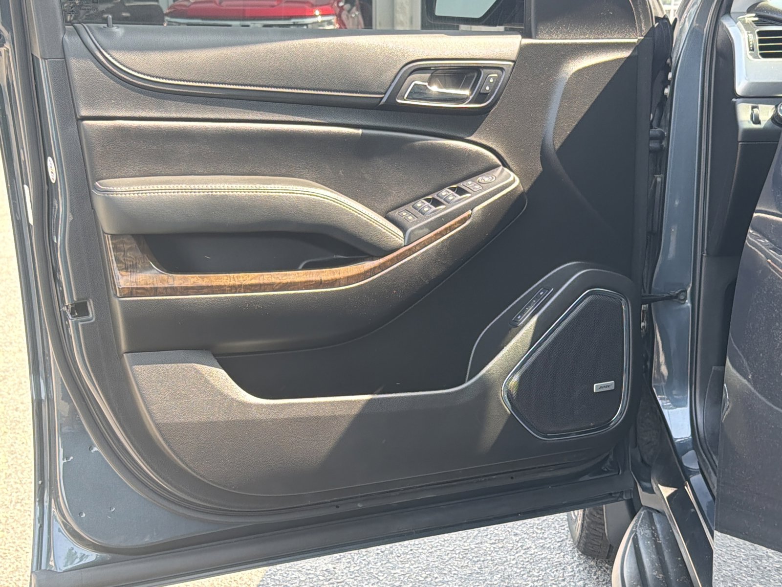 Used 2020 Chevrolet Tahoe LT AWD/4WD image 16