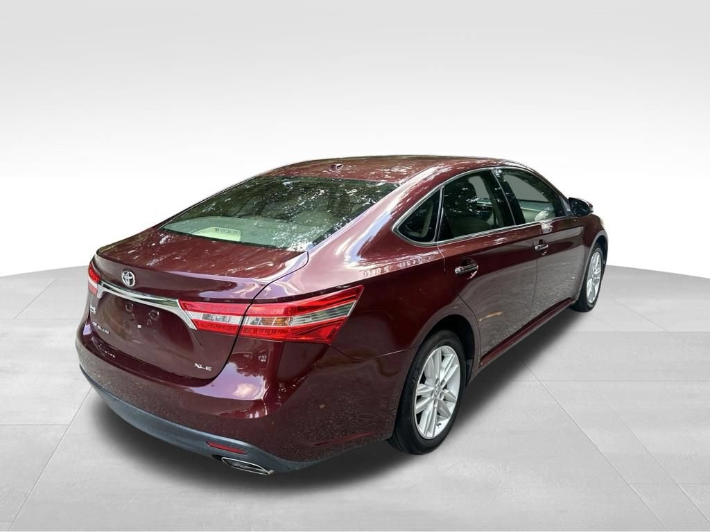 Used 2015 Toyota Avalon XLE Premium FWD image 5