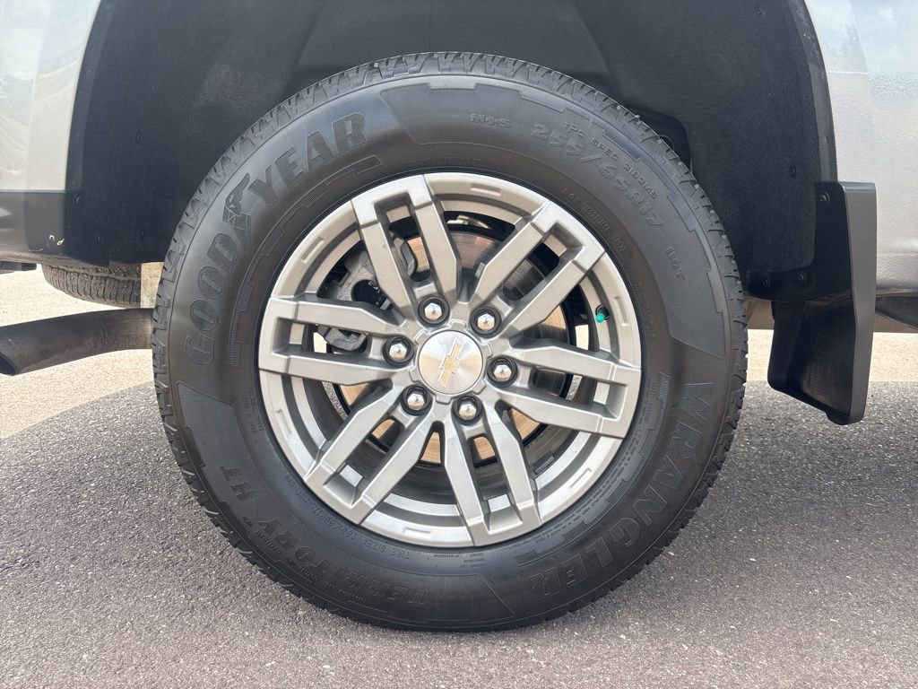 Used 2023 Chevrolet Colorado LT w/ LT Convenience Package II RWD image 32