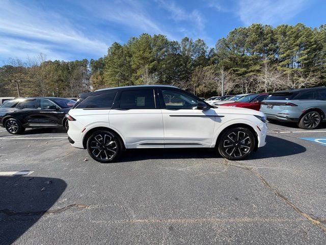 New 2026 Lincoln Nautilus Reserve image 6