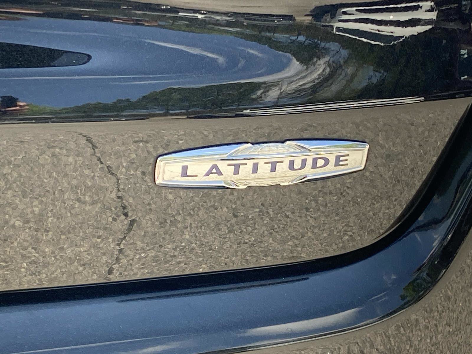 Used 2021 Jeep Compass Latitude w/ Sun and Sound Group image 5