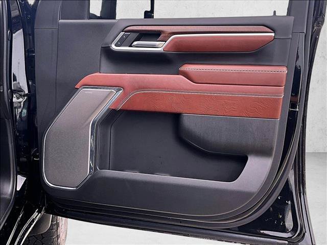 Used 2024 GMC Sierra 2500 Denali Ultimate AWD/4WD image 19