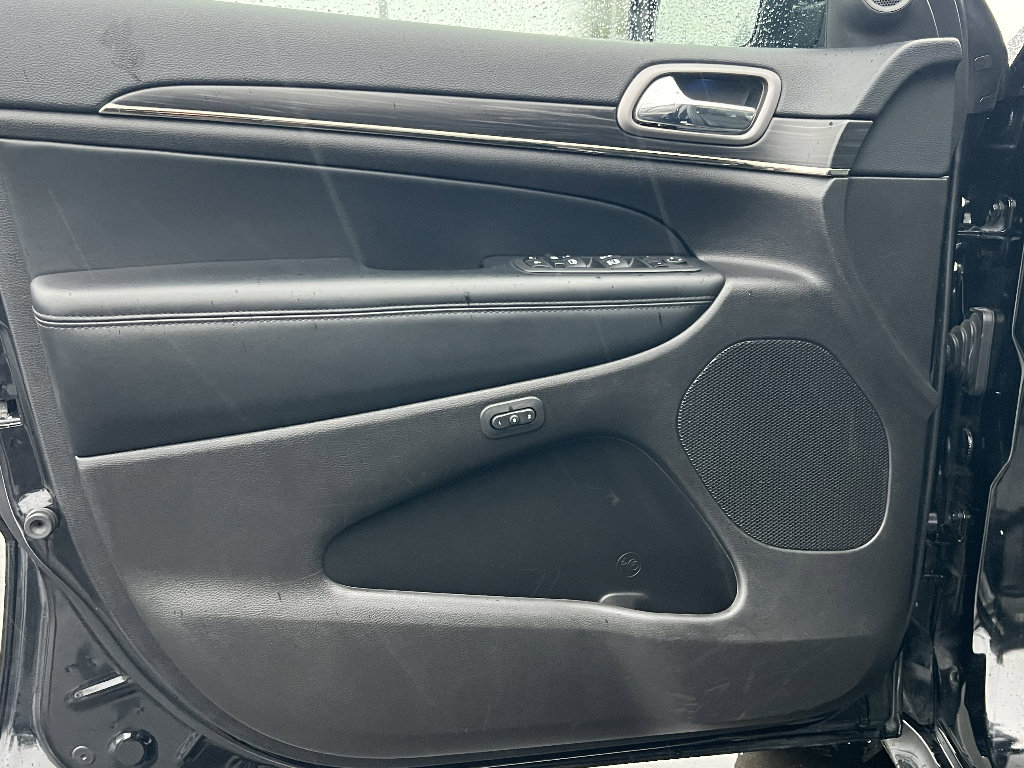 Used 2021 Jeep Grand Cherokee Limited X image 14