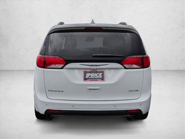 Used 2017 Chrysler Pacifica Limited w/ Advanced Safetytec Group image 7