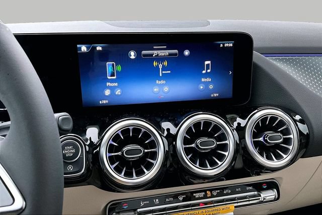 New 2026 Mercedes-Benz GLA 250 4MATIC image 10