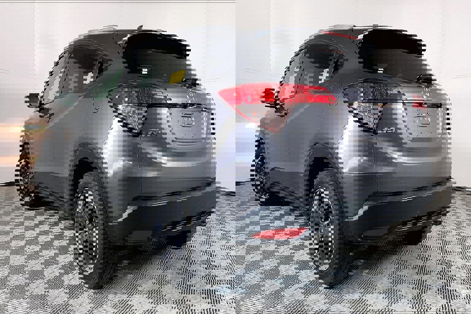 Used 2018 Honda HR-V EX-L image 4