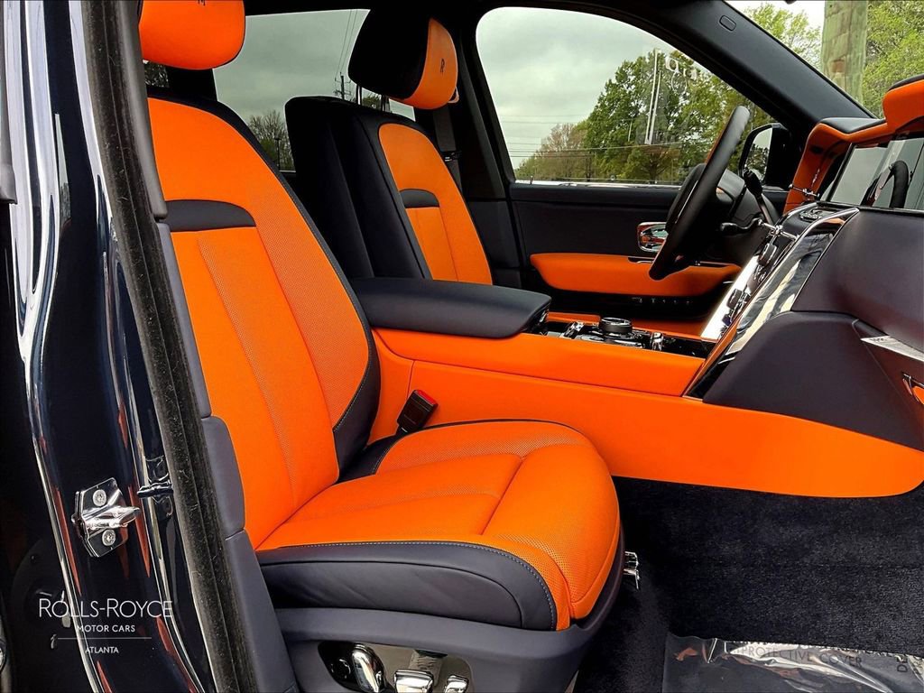 Certified 2026 Rolls-Royce Cullinan image 9