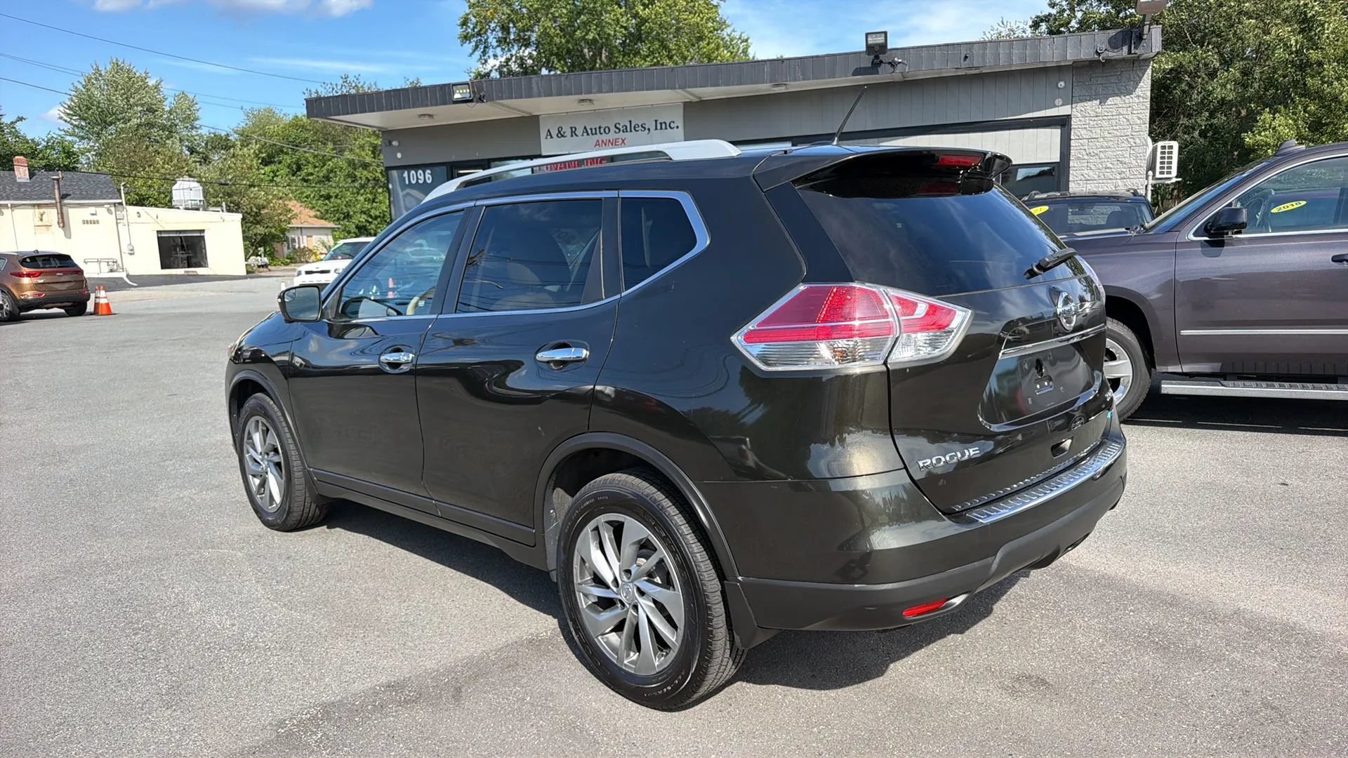 Used 2014 Nissan Rogue SL AWD/4WD image 5