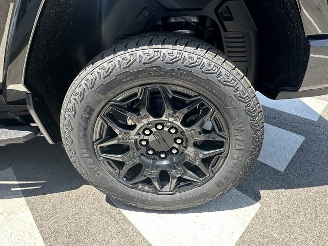 New 2025 GMC Hummer EV 2X image 8