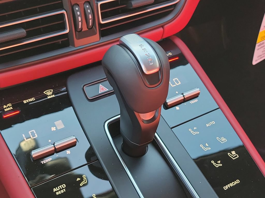 New 2026 Porsche Macan S AWD/4WD image 34