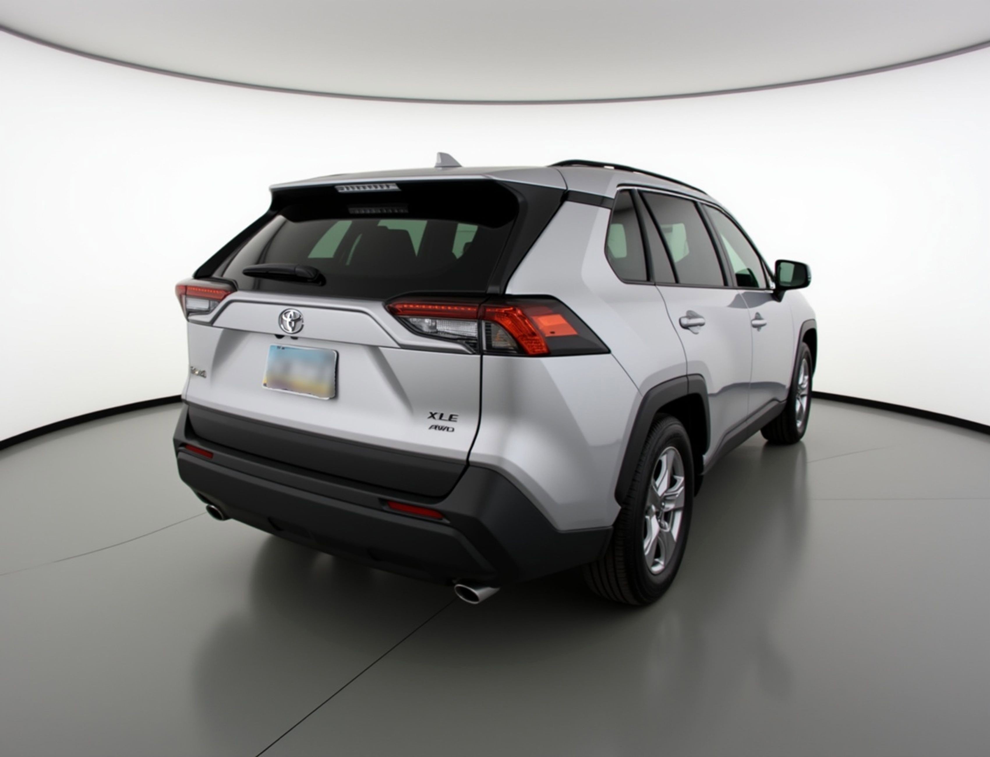 Used 2025 Toyota RAV4 XLE w/ Convenience Package image 9