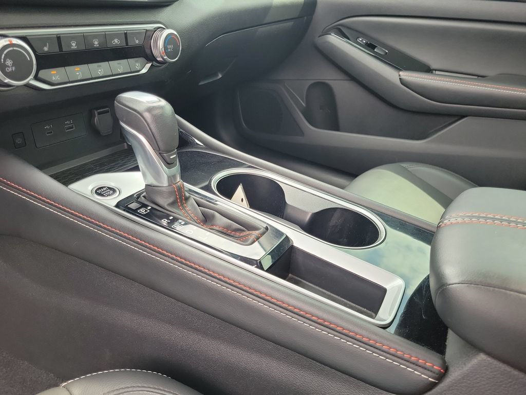 Used 2024 Nissan Altima 2.5 SR w/ SR Premium Package FWD image 29