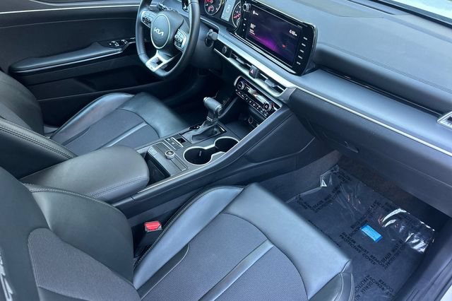 Used 2022 Kia K5 GT-Line FWD image 17