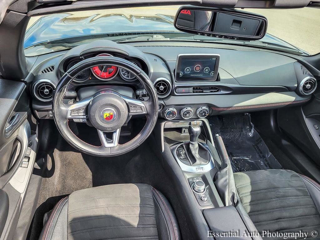Used 2018 FIAT 124 Spider Abarth w/ Convenience Group image 11