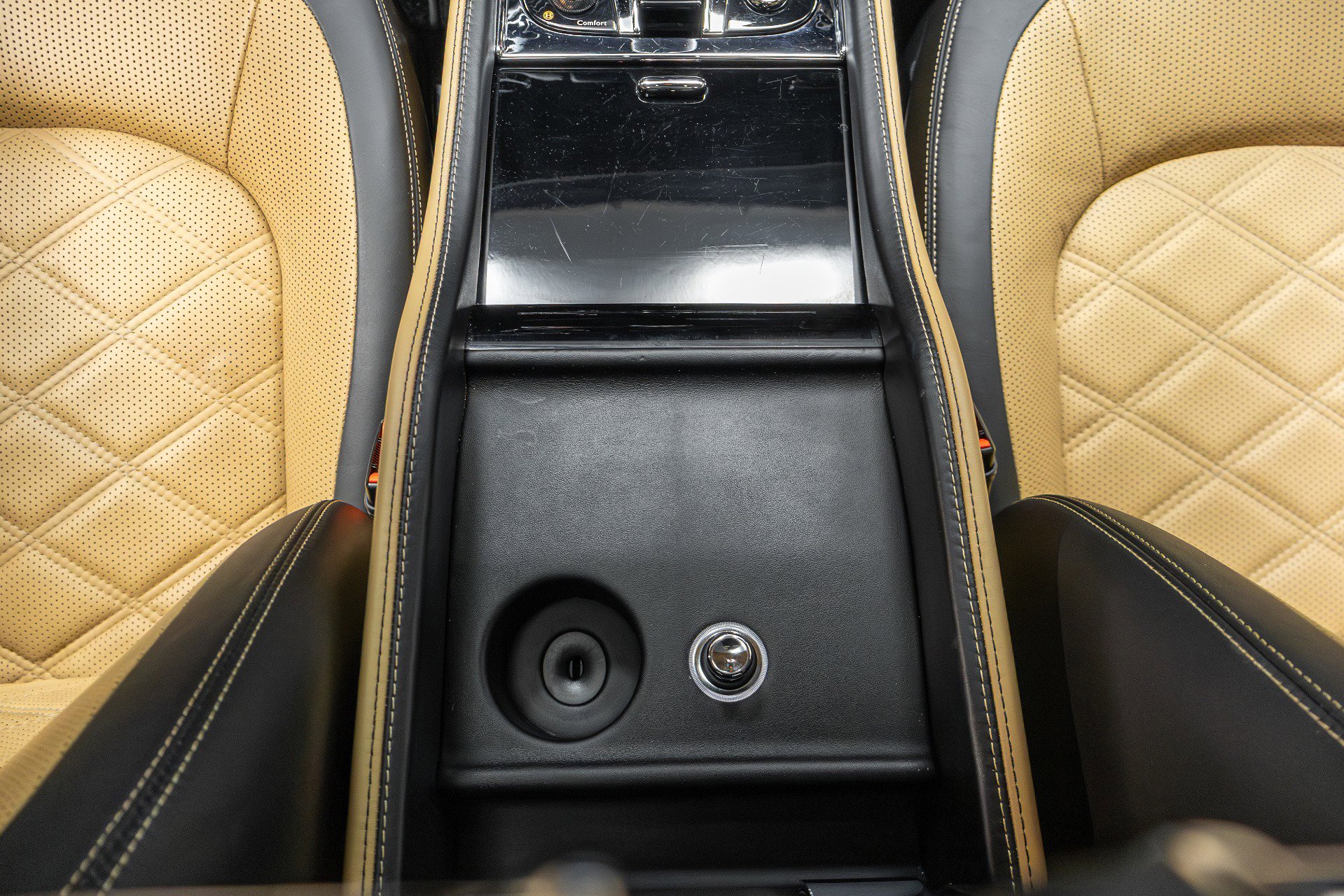 Used 2016 Bentley Mulsanne Speed image 34