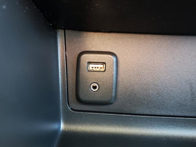 Used 2018 Chevrolet Colorado LT w/ LT Convenience Package image 24