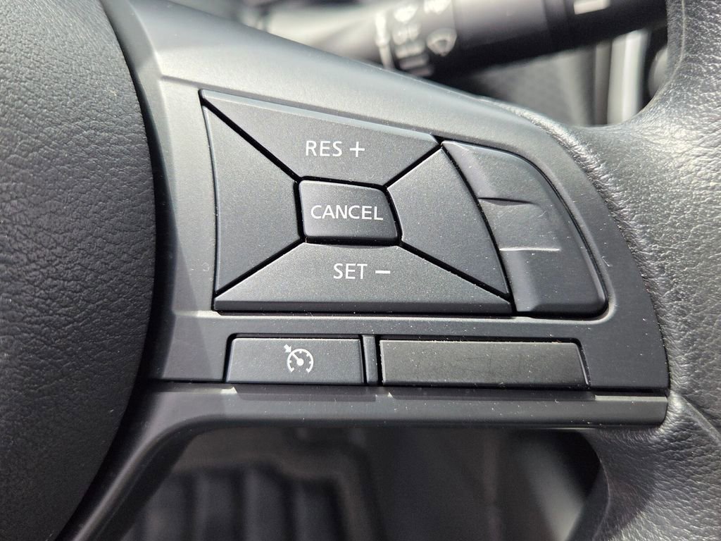 Used 2025 Nissan Kicks Play S image 23