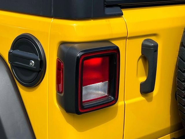 Used 2021 Jeep Wrangler Unlimited Sport AWD/4WD image 10